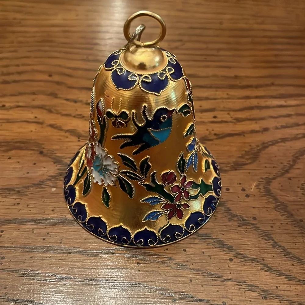 Cloisonné bell ornament‎
